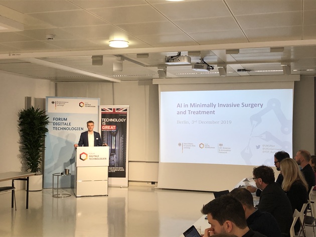 Dr. Olaf Kranz, Head of Science & Innovation Germany, Switzerland and Austria, welcomes the guests.